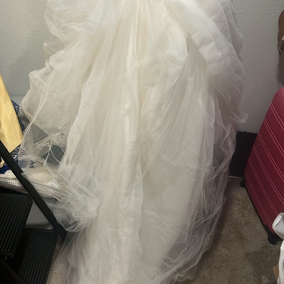 Princess Wedding Dress with Corset backing - Picture 5 of 17